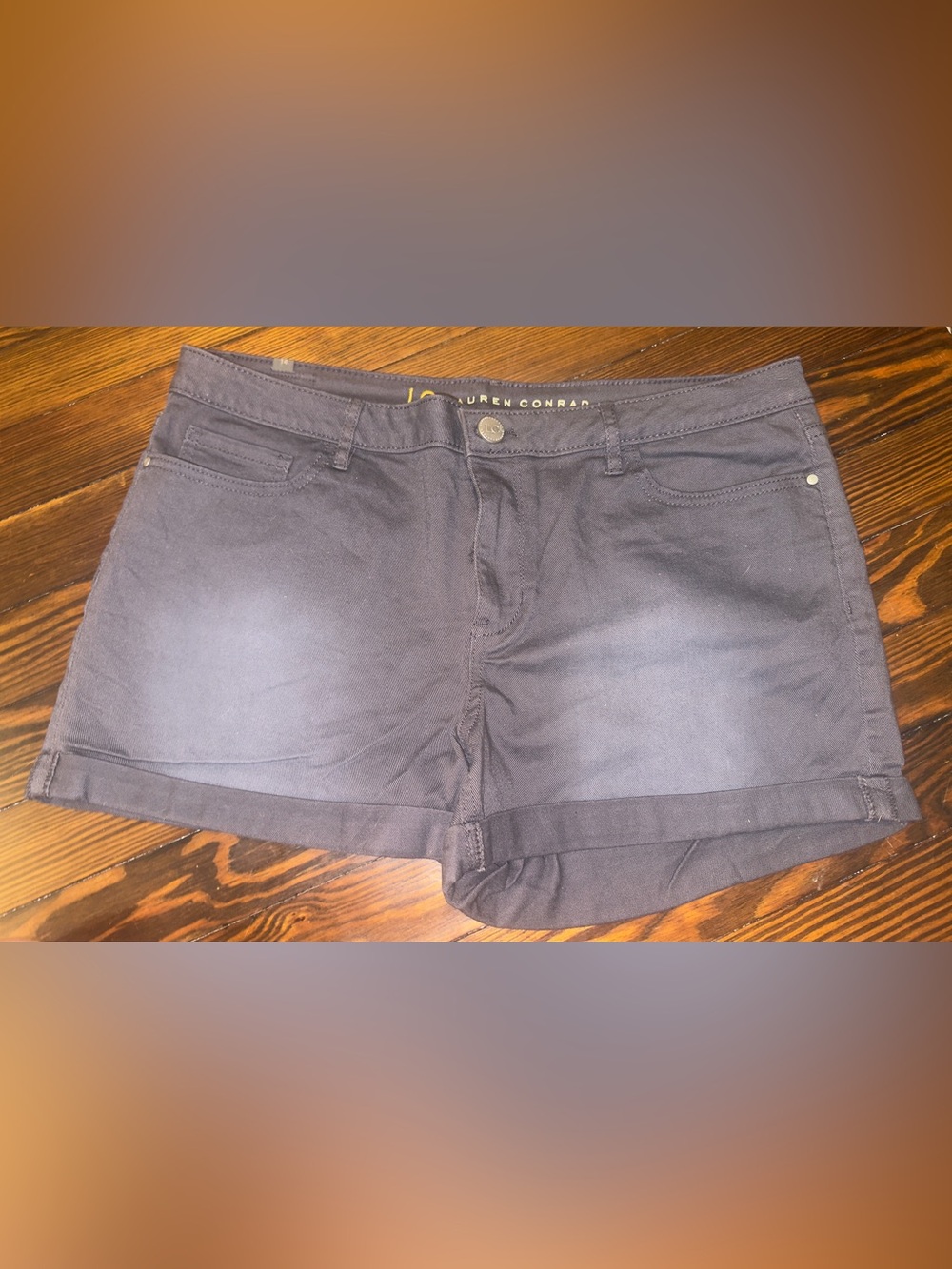 LC Lauren Conrad Women’s Gray Cuffed Chino Shorts Size 14